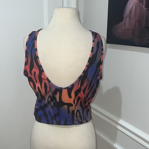 Adidas crop top - Picture 3 of 5